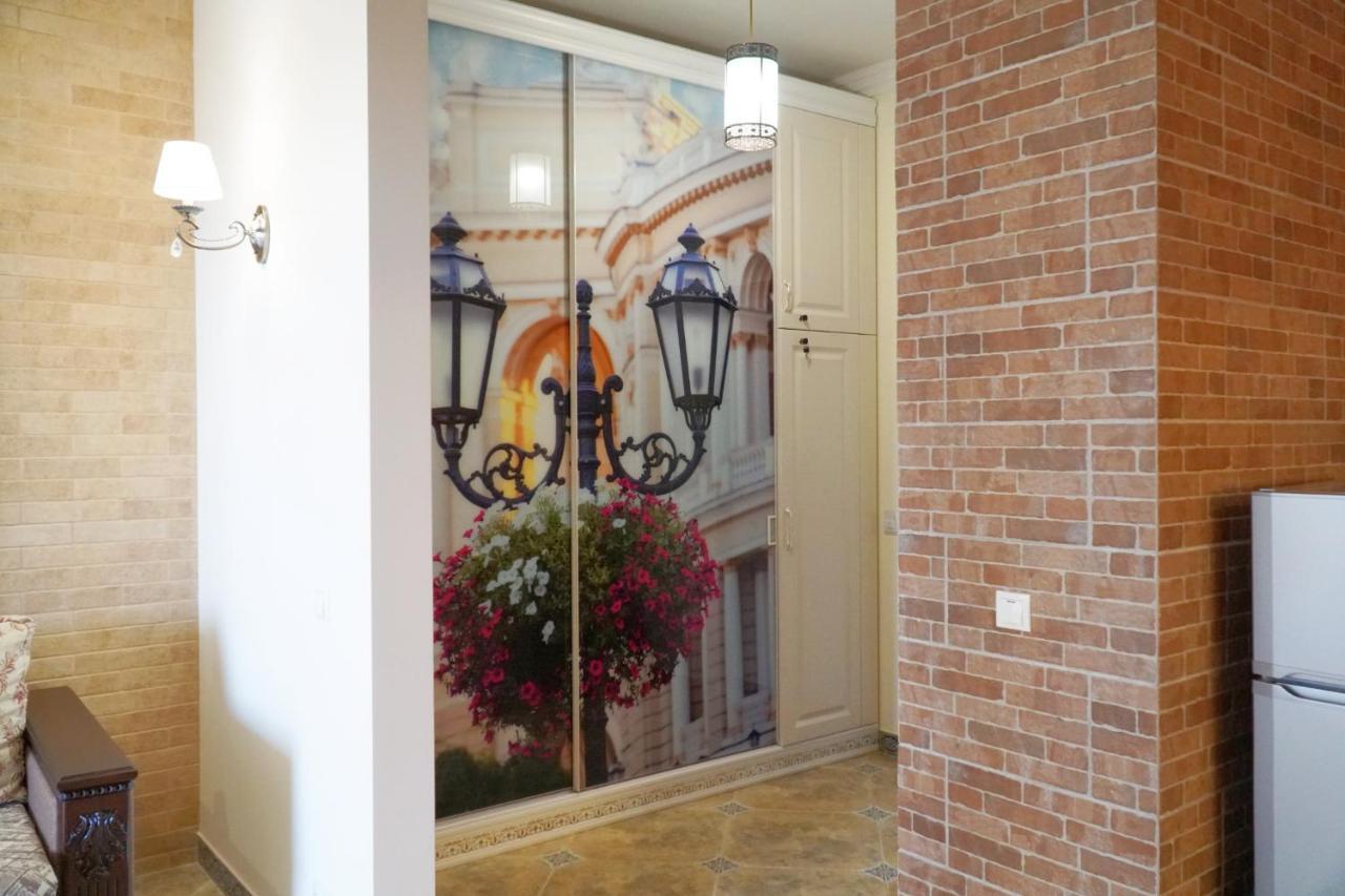 Design Apartment Leo - Welcome To Arcadia Odessa Extérieur photo